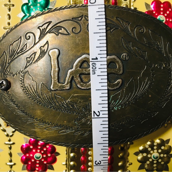 Vintage LEE Belt Buckle - Picture 7 of 7